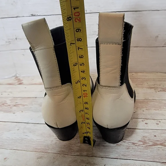 Everlane Cream and Black Ankle Boots - Picture 8 of 15